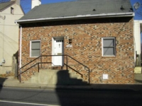Laundry - on site
Utilities - owner pays water/sewer/trash
Parking - off street
Yard - shared
Pets ok - case by case